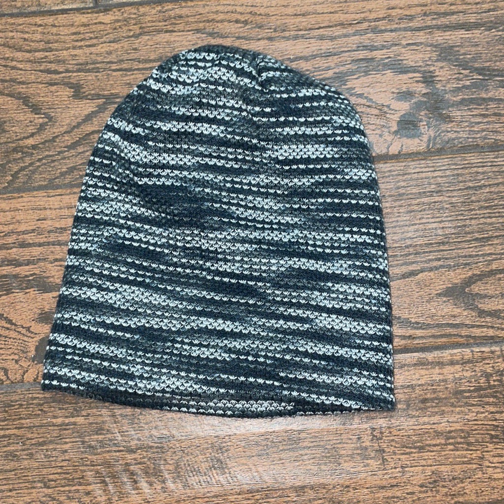Fleece Lined Slouching Black And White Knit Hat